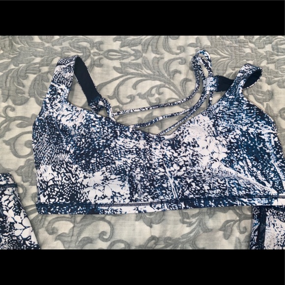 Lululemon matching speed up tight and bra - Picture 4 of 9